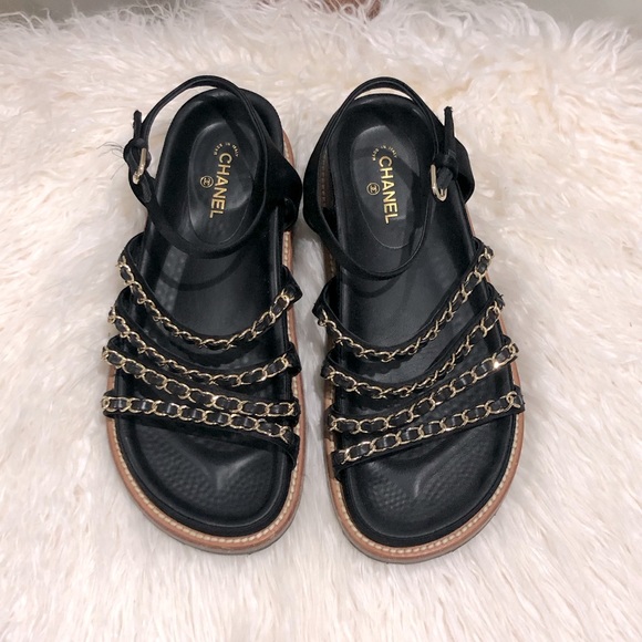 💥 CHANEL Leather Chain Gladiator Dad Sandals Sz 37 - Picture 3 of 10
